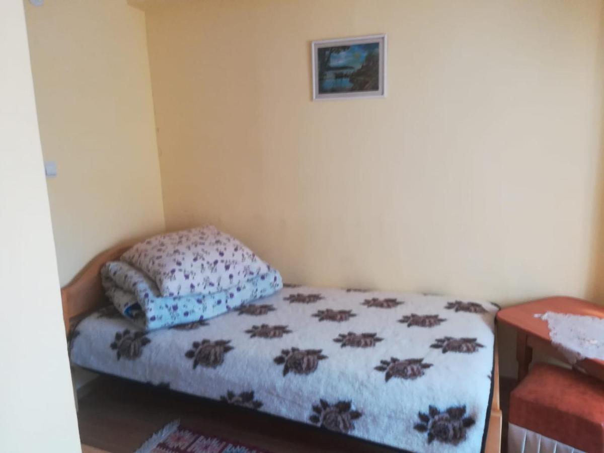 Hotel Casa Cozorici Sadova  Zewnętrze zdjęcie
