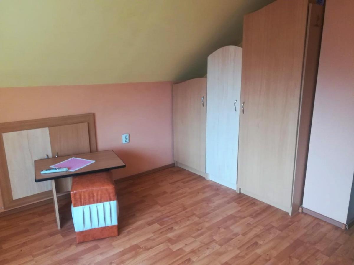 Hotel Casa Cozorici Sadova  Zewnętrze zdjęcie
